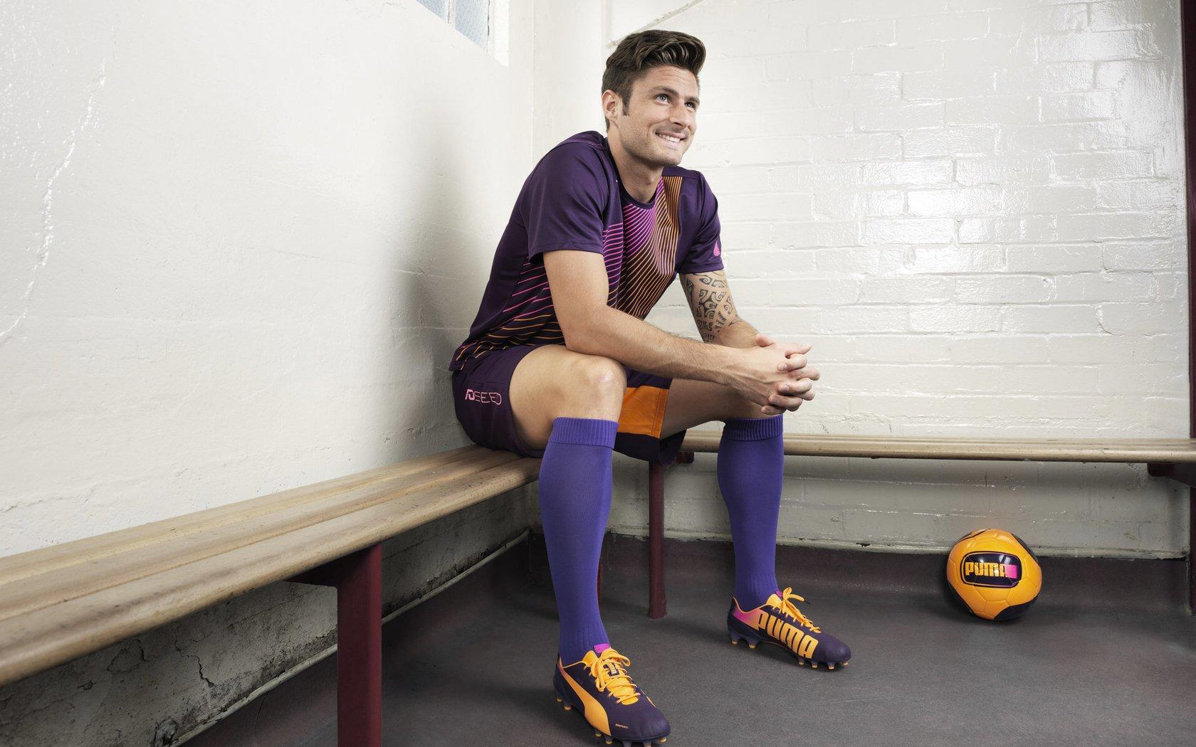 纪事报独家，喜鹊战巴萨残阵出击，维萨拉姆齐高挂免战牌，戈登火线回归驰援